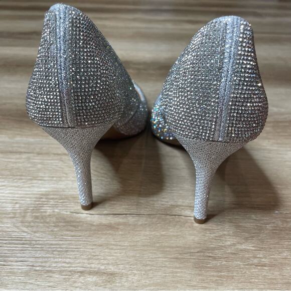 INC International Concepts Women's Silver Crystal Zitah Embellished Pumps sz 9 - Picture 6 of 8